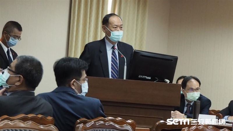 政院證實李仲威請辭獲准　原因曝光
