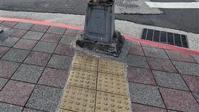  導盲磚,警示,點點.用途