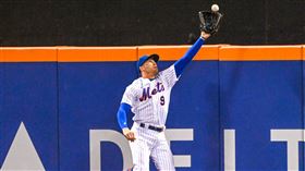 ▲尼莫（Brandon Nimmo）美技沒收道奇追平轟。（圖／翻攝自大都會推特）