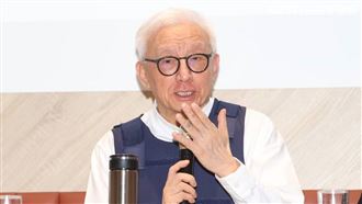 直擊：曹興誠直接嗆中天新聞「匪台」