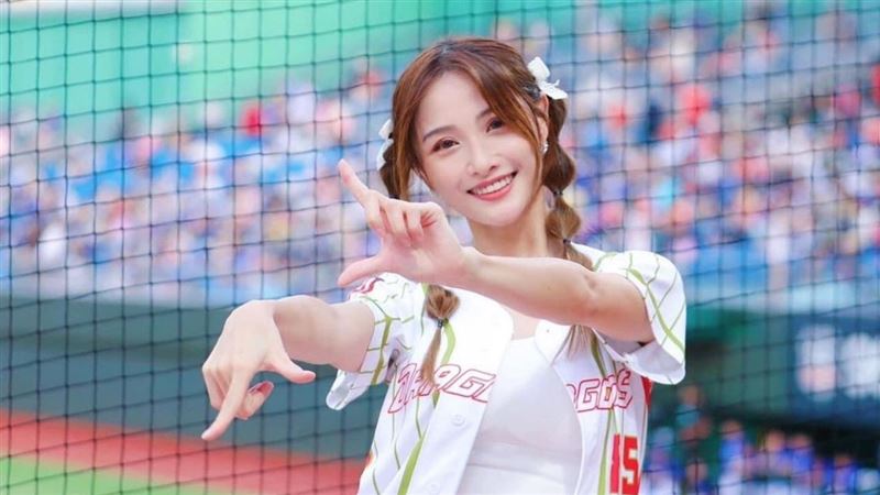 啦啦隊女神被跟車　小龍女繞路躲狂粉