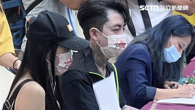 謝和弦登記參選突然喊卡　出這大狀況