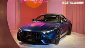 ▲Mercedes-AMG SL 55 4MATIC+敞篷跑車。（圖／鍾釗榛攝影）