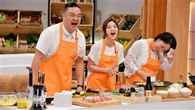 林道遠、靜香及媽媽(衛視提供)
