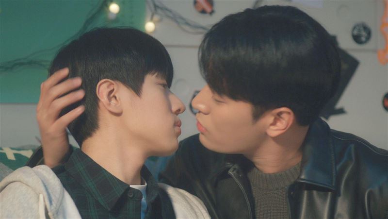 《語意錯誤》CP奪情侶獎！朴宰燦難忘「偷親朴栖含」：感情更深厚