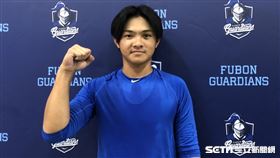 悍將新同學林澤彬，最快3日就能在一軍亮相。（圖／記者蔡厚瑄攝影）