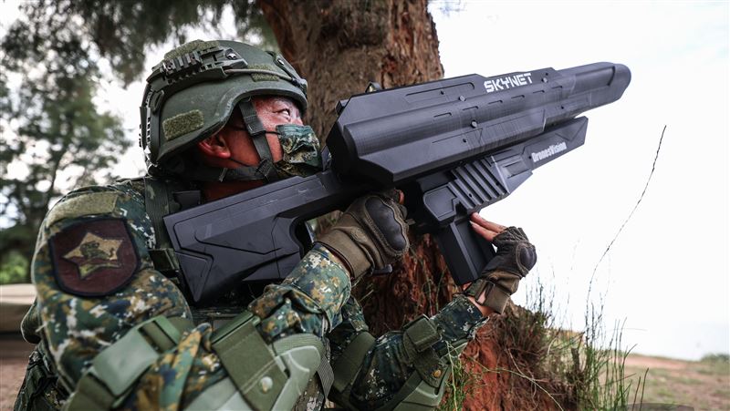反制無人機　金防部實施「防衛射擊」