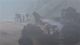 女王頭,墾丁,衝浪,觀浪,颱風,軒嵐諾,氣象,海巡(翻攝自 野柳地質公園即時影像)