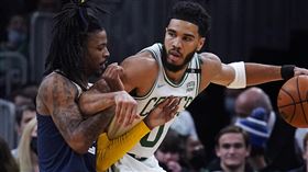 ▲泰坦（Jayson Tatum）、莫蘭特（Ja Morant）將推出個人簽名鞋款。（圖／美聯社／達志影像）