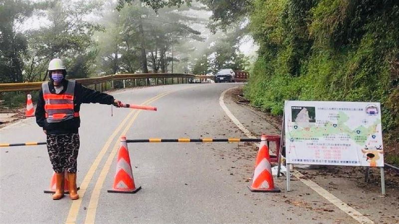 軒嵐諾今晚觸陸！4公路預警封路