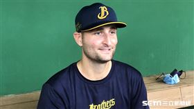 中信兄弟新洋投泰樂。（圖／記者蔡厚瑄攝影）