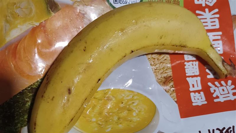 香蕉熟超快？她搭配1神物三天沒變黑