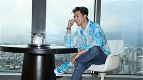 謝佳見三立新聞網專訪。（記者邱榮吉/攝影）