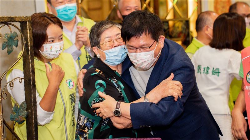 喊凍蒜遭制止　林佳龍：台下很多人喊