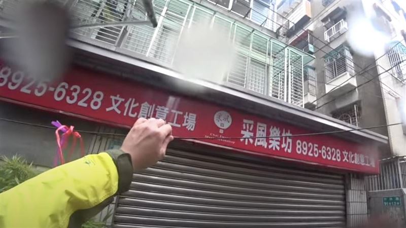 絕命終結站？他險割喉⋯纜線竟掛路中