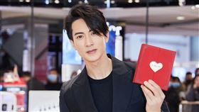 吳尊副業爆欠款（圖／翻攝自微博）
