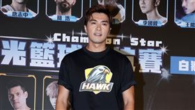 賀軍翔，張傑程、金雲、蔡承祐、王品澔、張庭瑚、田壘，隊員朱俊翰/記者邱榮吉攝影