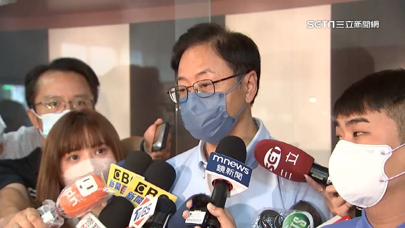 張善政爆涉抄襲　他秀證據馬政府驗收