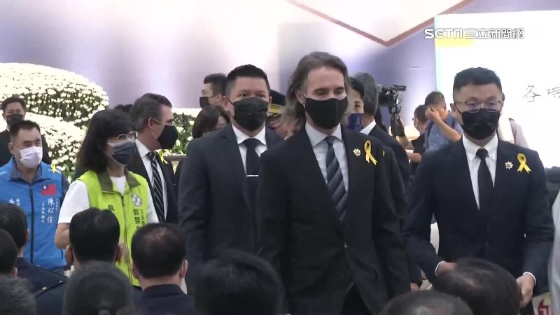 台南殉職警公祭　美FBI派7員致哀