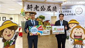 新壽宣布每張「食在安心」保單將捐贈100元予台灣食物銀行聯合會，並號召新光小農投入公益，讓家家戶戶都能享受餐桌上的幸福。新光人壽總經理黃敏義（圖左）、新光人壽總精算師林漢維（圖右）。（圖／記者戴玉翔攝影）