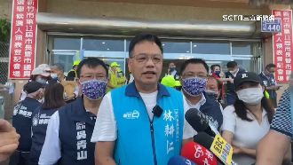 林耕仁陷抄襲　再被爆受訪需盯大字報