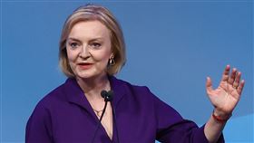 歷經激烈角逐而得以接替強生擔任英國首相的特拉斯（Liz Truss）（圖／路透社／達志影像）