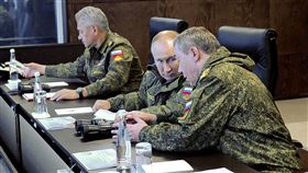 普丁視察軍演 聯手中印展現俄軍餘裕（圖／美聯社／達志影像）