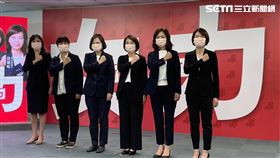 0907民進黨召開「女力會做事」 形象影片公布記者會，蔡英文、沈慧虹、黃秀芳、蔡培慧、周春米、Kolas Yotaka出席（圖／記者高逸帆攝影）
