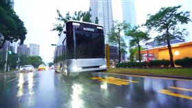 鴻海MODEL T入鏡國慶宣傳短片。（圖／翻攝自中華民國外交部YT）