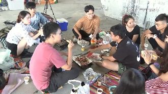 連假烤肉也中！第一線醫師：多人先後發病