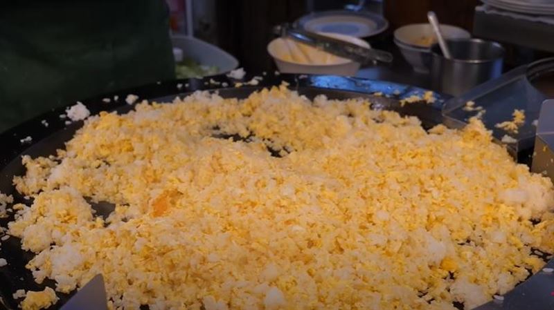 鐵板蛋炒飯太香　加1配料老饕全崩潰