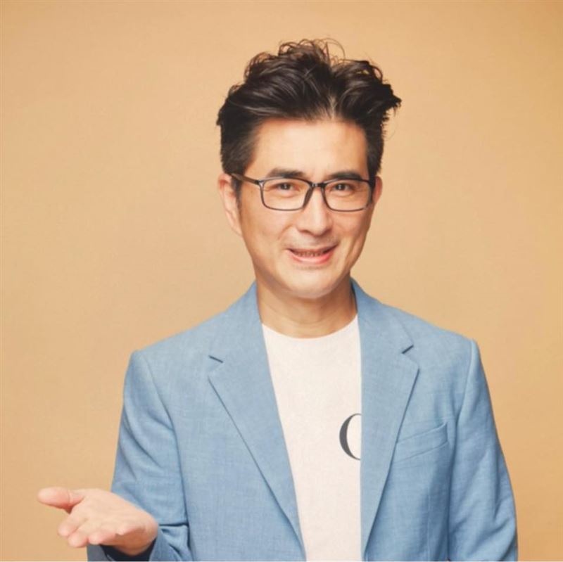 邵昕的感情生活多次受到外界關注。(翻攝臉書)