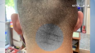 鐵馬違規上騎樓　員警開單竟遭襲擊