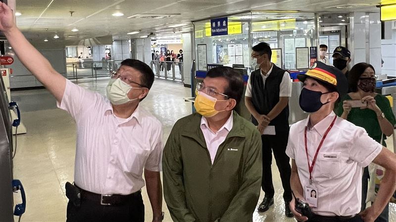 台鐵出包　王國材直指「一件事」很怪