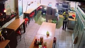 自來水,苗栗,爆管,淤泥（圖／翻攝畫面）