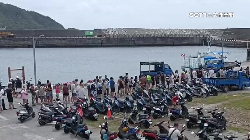 颱風攪局離島船明停航　遊客被迫收假