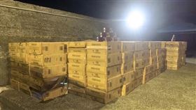 基隆,八斗子,走私菸,暗艙（圖／翻攝畫面））