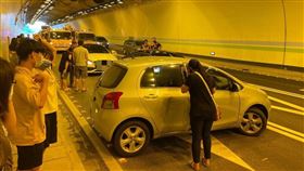 中秋連假,車禍,國道三號,中寮隧道,擦撞