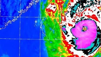 梅花挾帶豪雨！氣象局估颱風假可能性