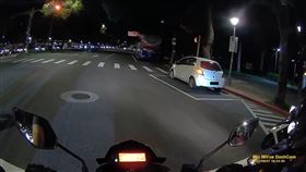 停車　代轉　駕駛（圖／翻攝自WoWtchout-地圖型行車影像分享平台）