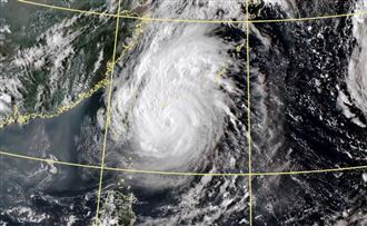 「梅花」陸警、颱風假？今天是關鍵