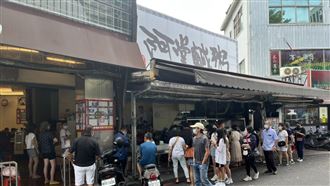 沒開發票？阿堂鹹粥怒嗆網：去檢舉啊