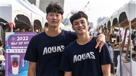 2022高雄SUP立式划槳邀請賽愛河灣登場，吳怡斌、吳曉謹受邀出席開幕。（圖／高雄全家海神隊提供）