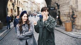 潤娥因擔任李易峰的MV女主角。（圖／翻攝自李易峰微博）