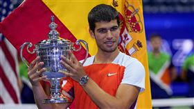 ▲「小蠻牛」艾卡拉茲（Carlos Alcaraz）勇奪美網冠軍。（圖／美聯社／達志影像）