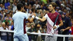▲美網冠軍艾卡拉茲（Carlos Alcaraz）和亞軍魯德（Casper Ruud）。（圖／翻攝自US Open Tennis推特）