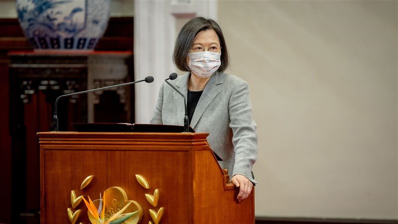 接見青商會　蔡英文籲挺18歲公民權