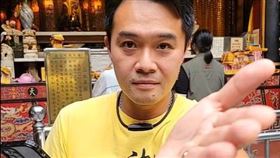 ▲主持人柯大堡於臉書發表入圍金鐘感言。（圖／寶島神很大）