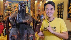 ▲《寶島神很大》主持團隊之一的柯大堡（柯凱耀）也入圍「生活風格節目主持人獎」。（圖／寶島神很大)