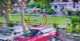 比特犬攻擊男童　臉上縫百針長如蜈蚣(圖/翻攝自推特)